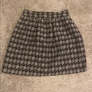 Houndstooth skirt